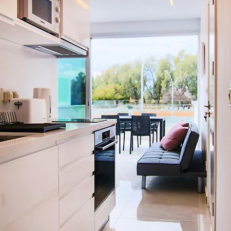 파포스 Phaedrus Living - Seaside Luxury Flat Harbour 104 아파트 외부 사진