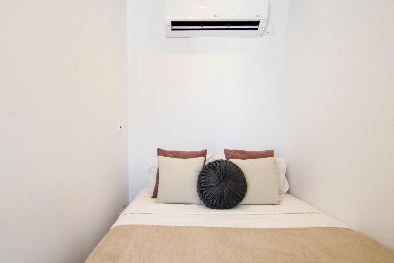 파포스 Phaedrus Living - Seaside Luxury Flat Harbour 104 아파트 외부 사진